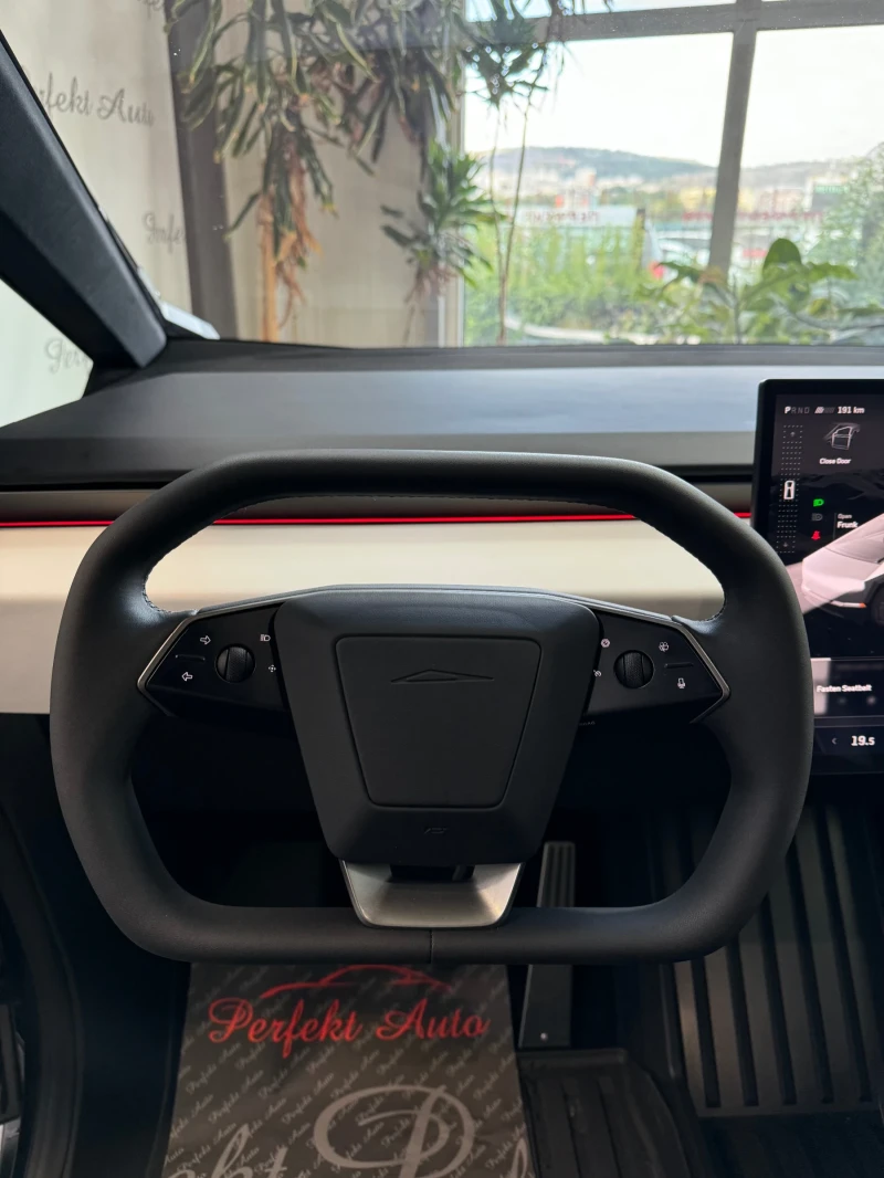 Tesla Cybertruck 4X4 * FOUNDATION SERIES * , снимка 11 - Автомобили и джипове - 47304448