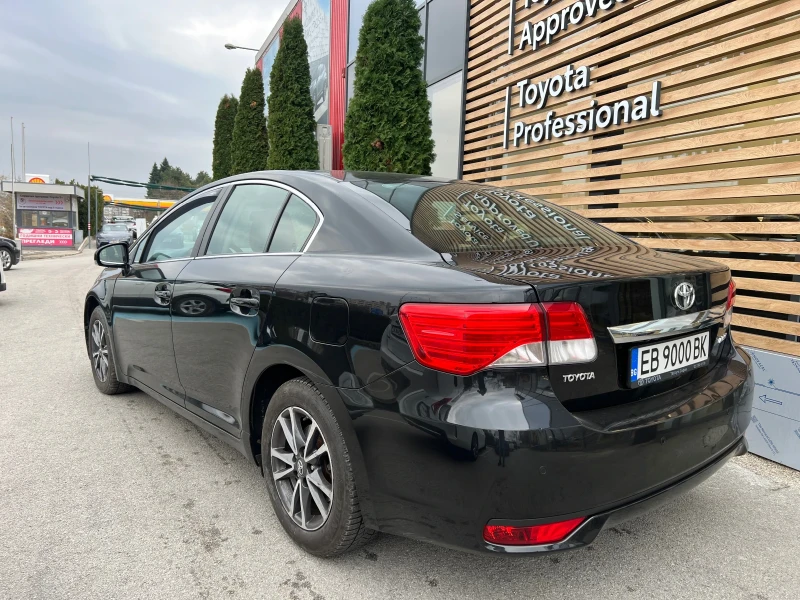 Toyota Avensis 2.0 D4D 6MT, снимка 6 - Автомобили и джипове - 48123069