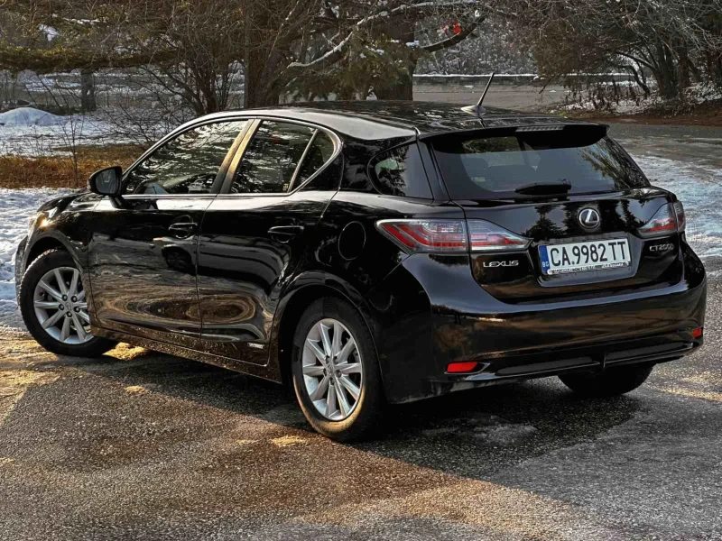 Lexus CT 200h, снимка 4 - Автомобили и джипове - 48745295