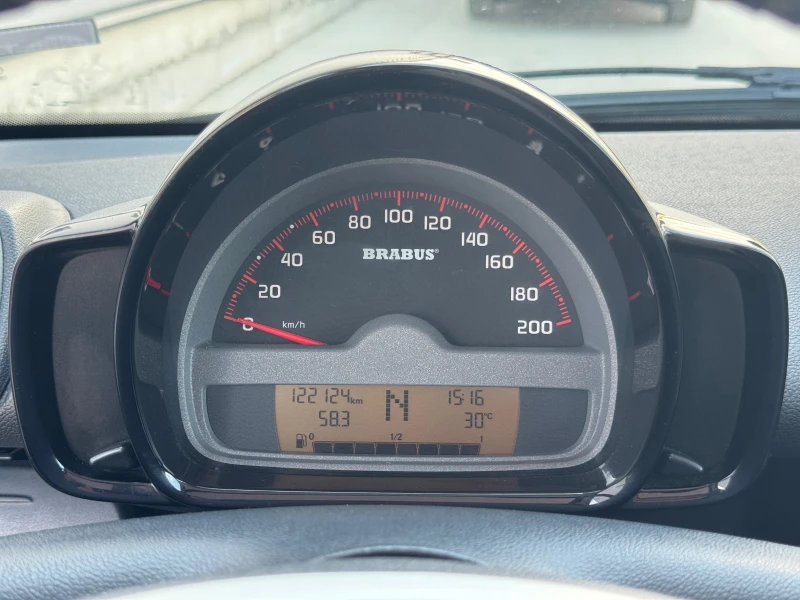 Smart Fortwo BRABUS, снимка 14 - Автомобили и джипове - 51197592