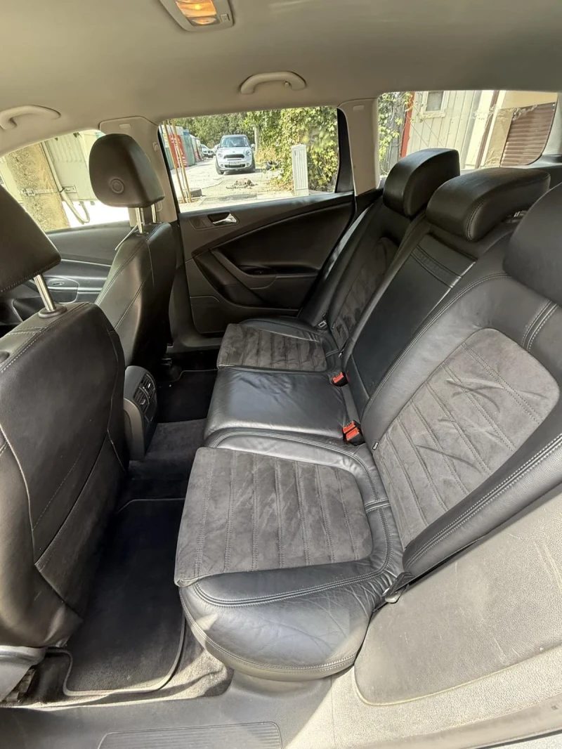 VW Passat  2.0 Highline BMP 4motion, снимка 10 - Автомобили и джипове - 52442276