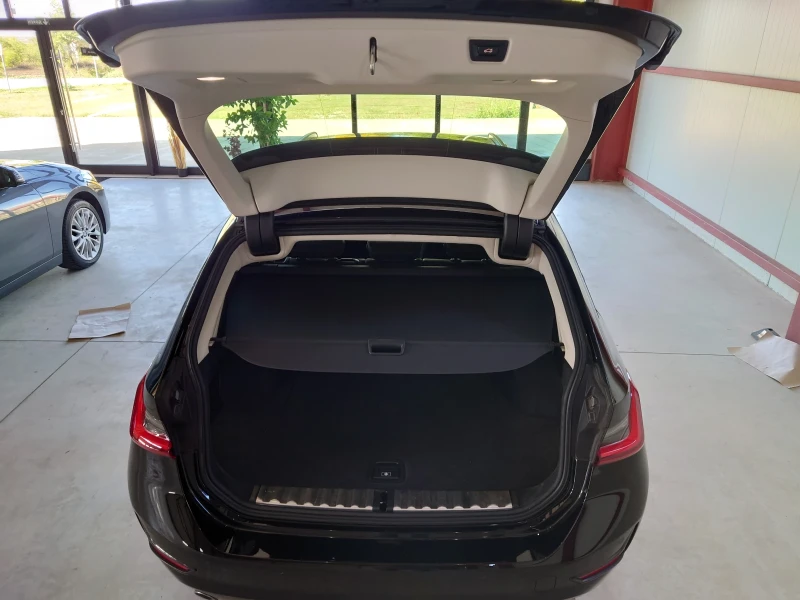 BMW 318 Business Edition Plus M.Hibrid EV, снимка 5 - Автомобили и джипове - 52019831