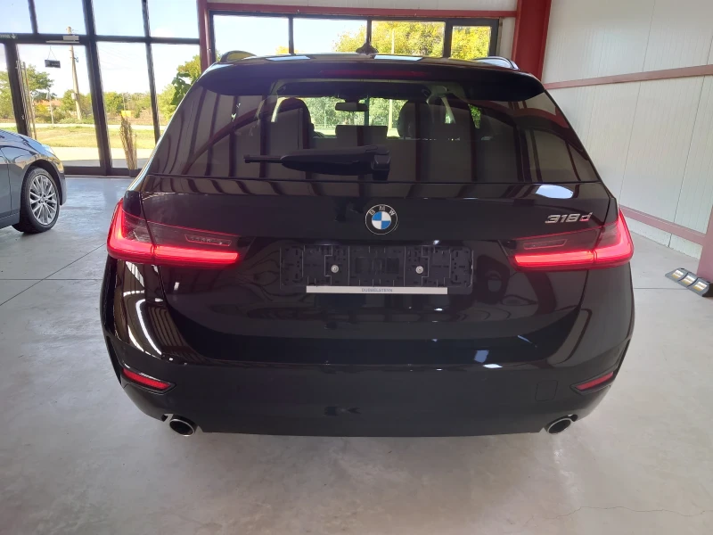 BMW 318 Business Edition Plus M.Hibrid EV, снимка 4 - Автомобили и джипове - 52019831