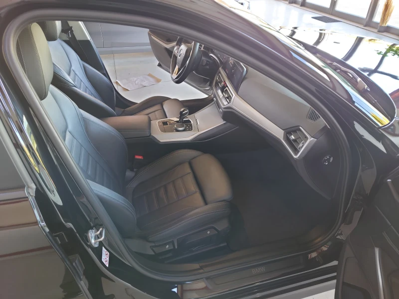 BMW 318 Business Edition Plus M.Hibrid EV, снимка 10 - Автомобили и джипове - 52019831