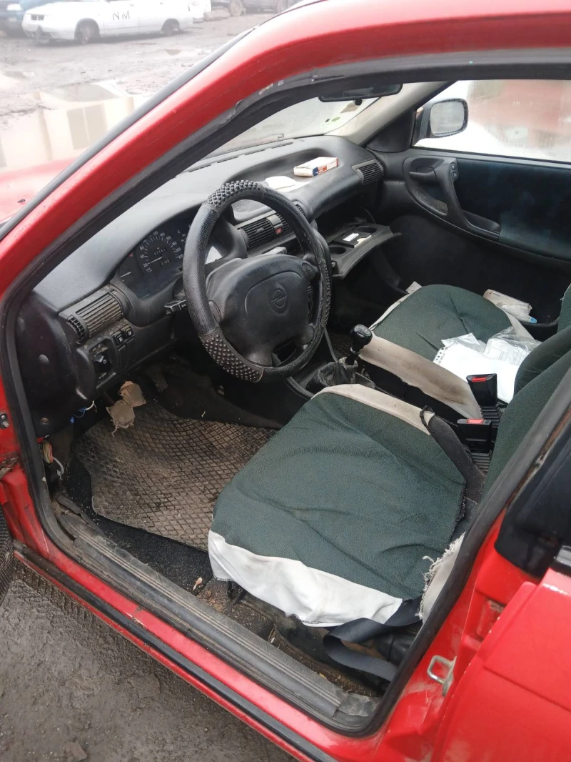 Opel Astra F, снимка 5 - Автомобили и джипове - 52440927