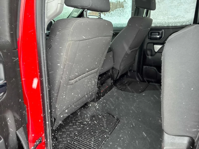 Chevrolet Silverado 2019 * LT * CARFAX * ОТ ПРЕДСТАВИТЕЛСТВО, снимка 11 - Автомобили и джипове - 53175479