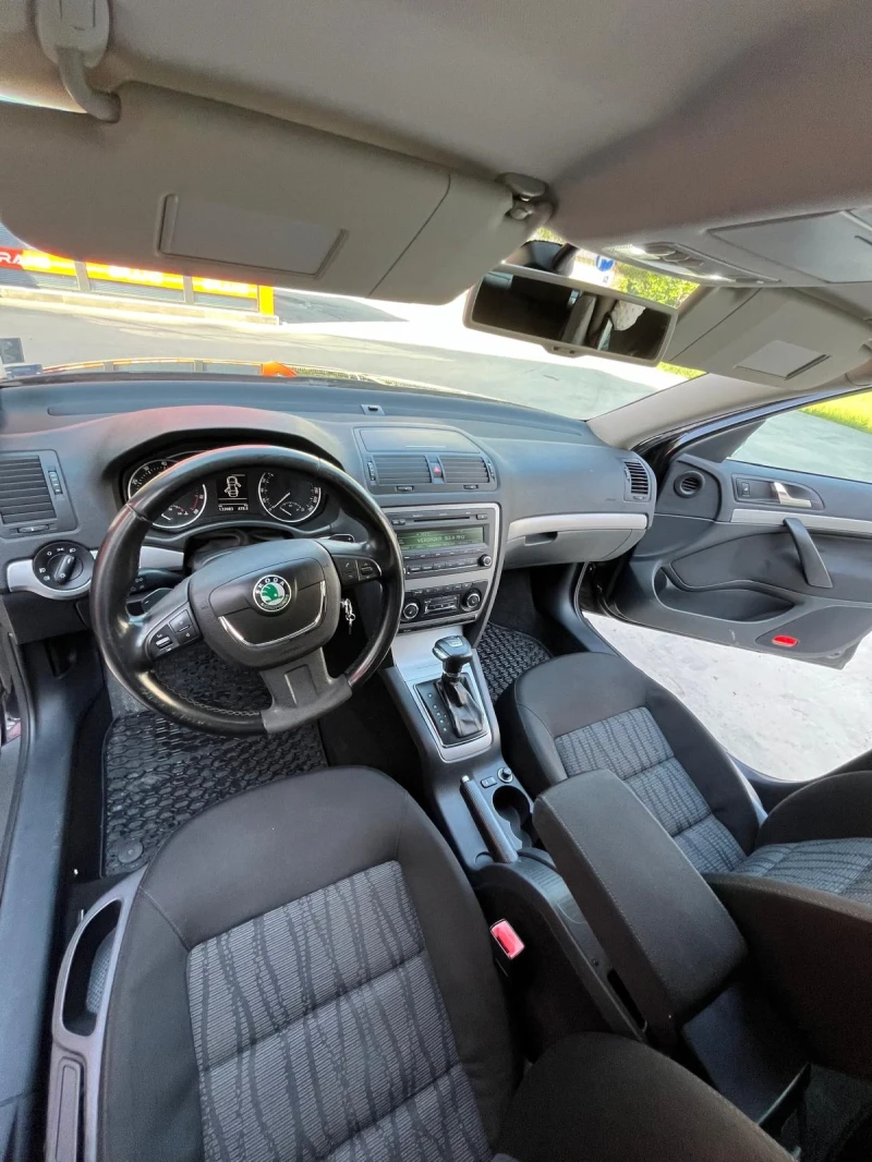 Skoda Octavia, снимка 6 - Автомобили и джипове - 53212240