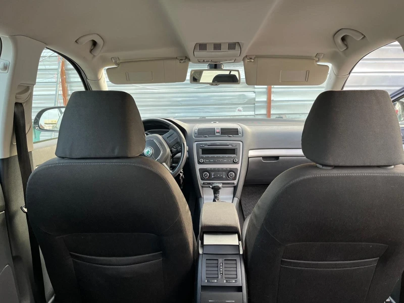 Skoda Octavia, снимка 9 - Автомобили и джипове - 53212240