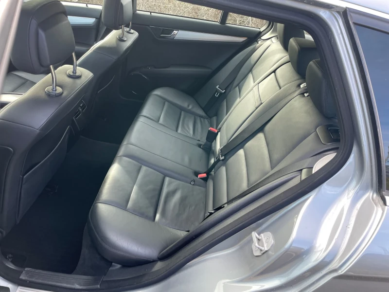 Mercedes-Benz C 220 CDI Avant Auto Navi , снимка 11 - Автомобили и джипове - 53263630