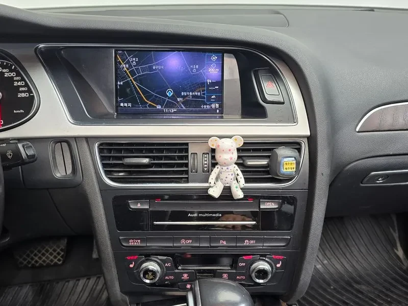 Audi A4 2.0 TDI Quattro Dynamic B8, снимка 15 - Автомобили и джипове - 53267341