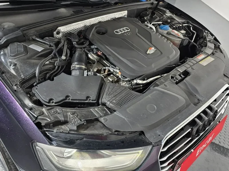 Audi A4 2.0 TDI Quattro Dynamic B8, снимка 6 - Автомобили и джипове - 53267341