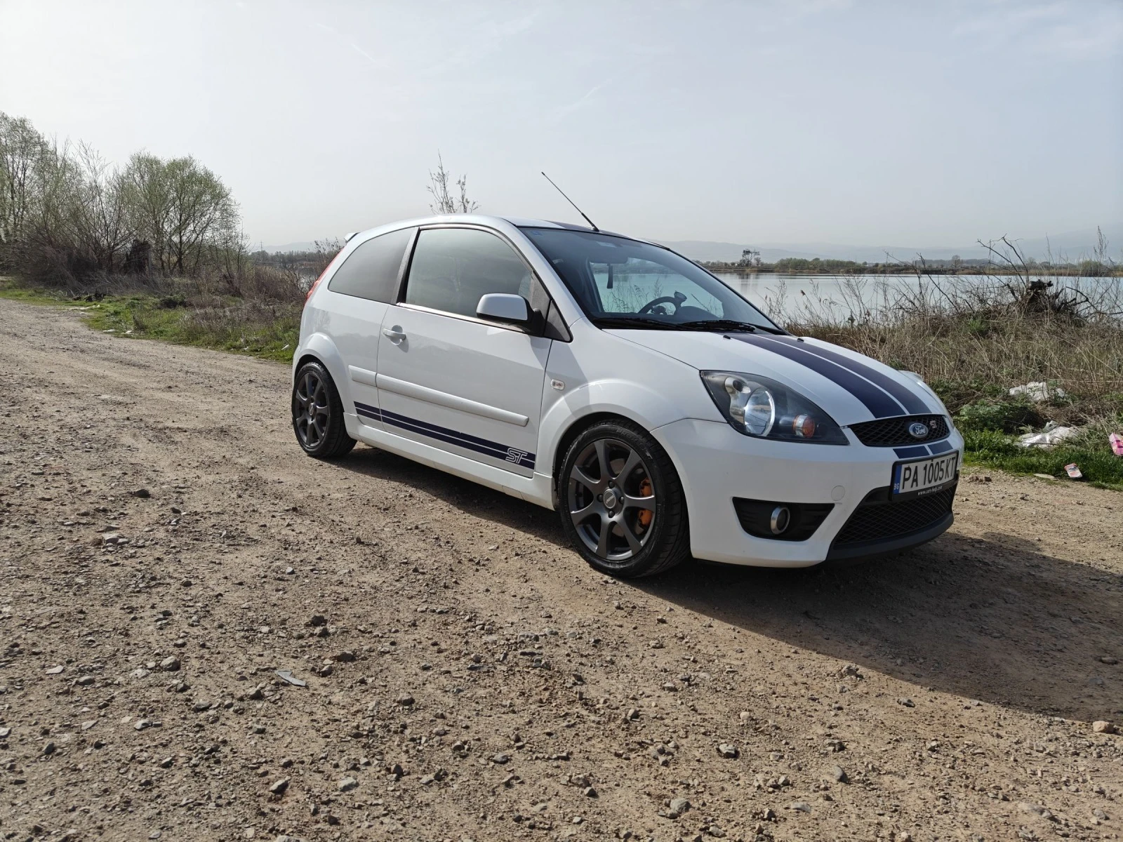 Ford Fiesta ST150 - изображение 6