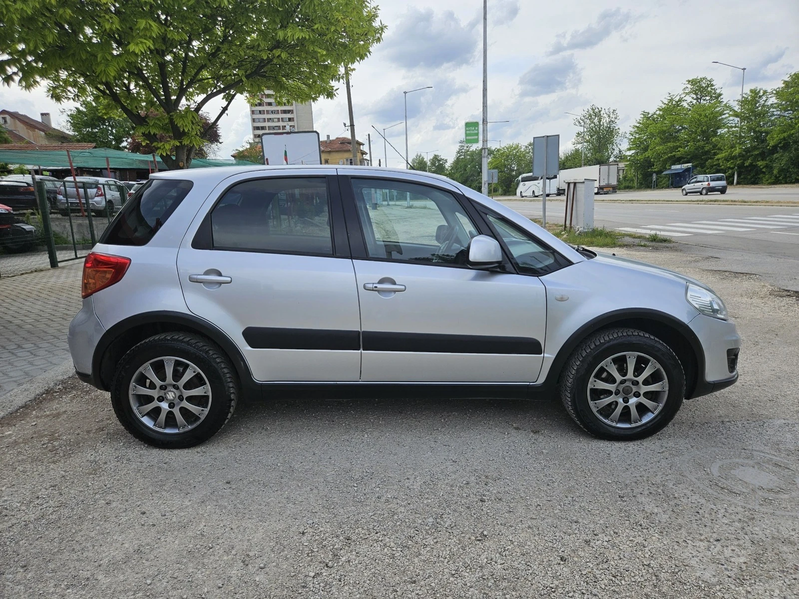 Suzuki SX4 1.6i--FACE--4X4-LPG - изображение 4