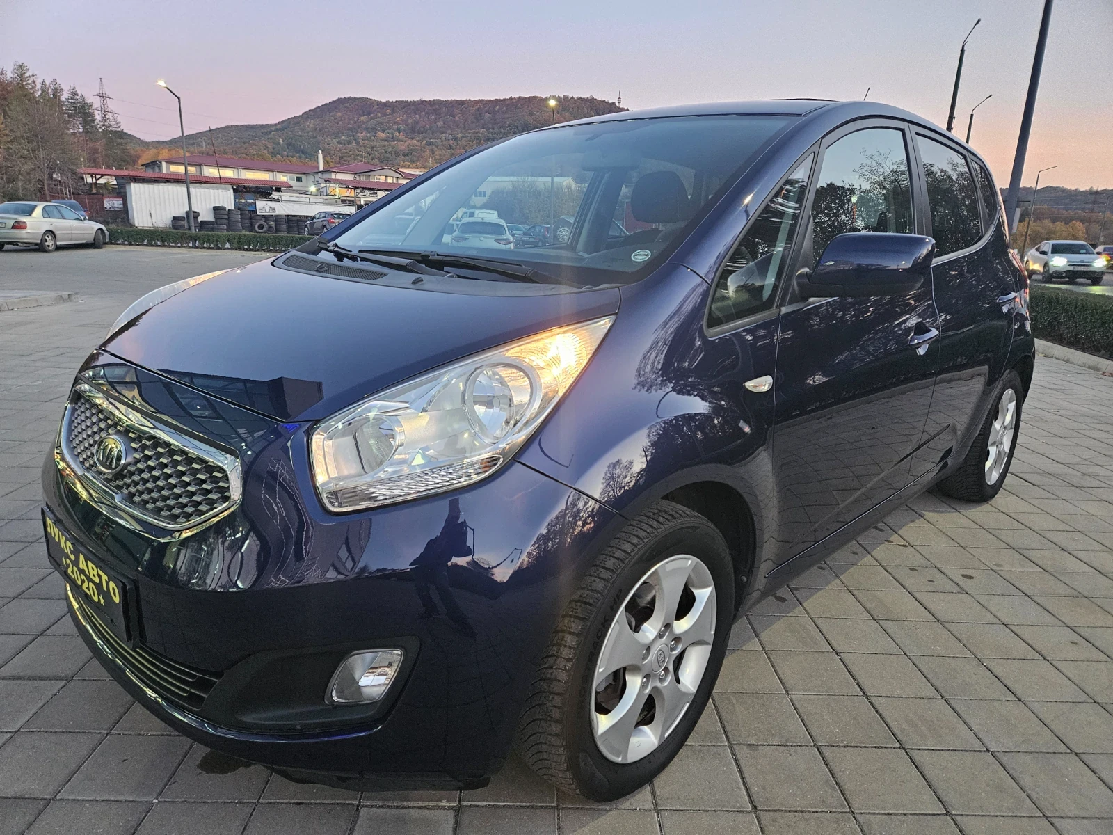 Kia Venga 1.4 ПЕРФЕКТНА  - изображение 8