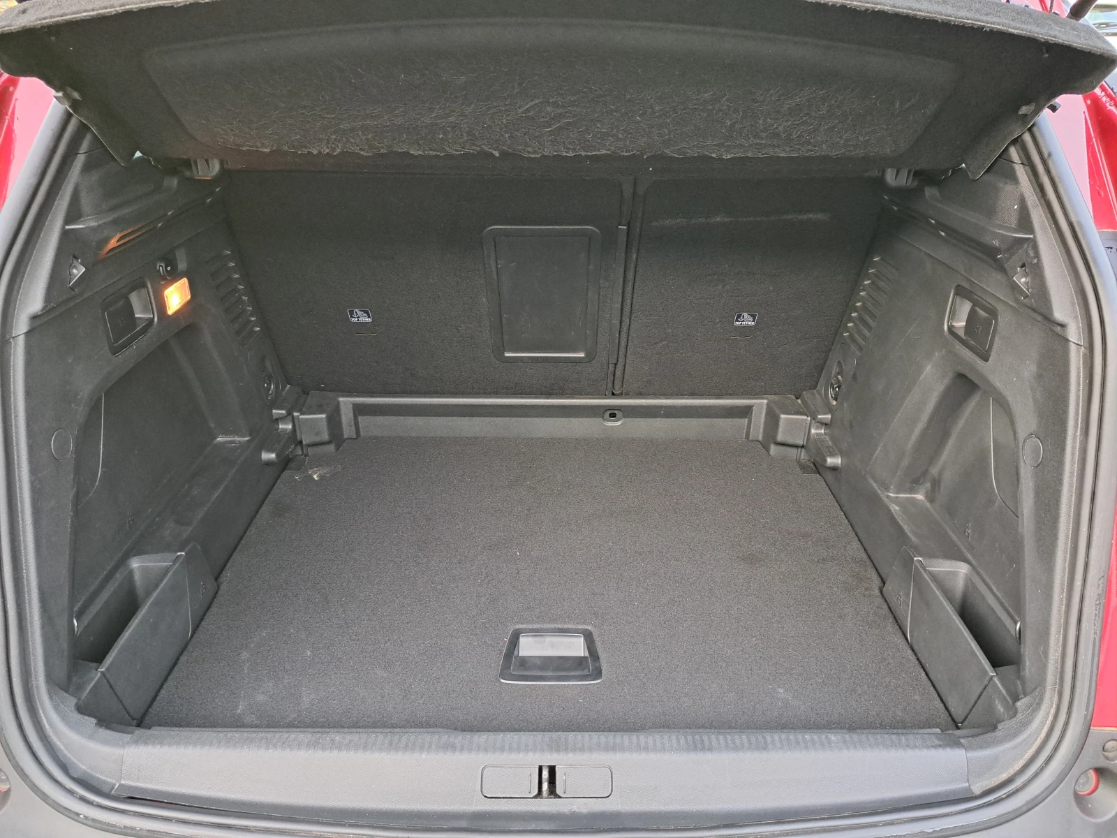 Peugeot 3008 1.5BlueHDI* КЛИМА* NAVI* VIRTUAL* КАМЕРА* ПАРКТР - изображение 10