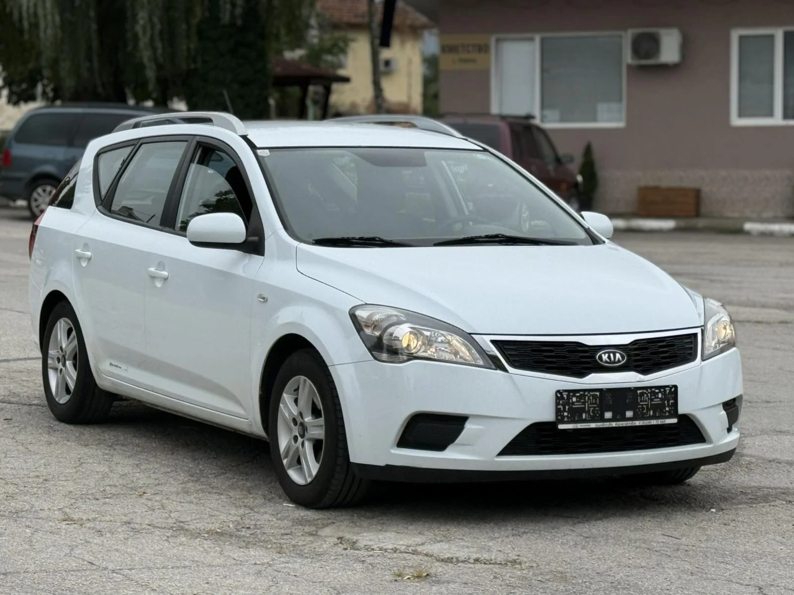 Kia Ceed 1.6CRDI - изображение 2