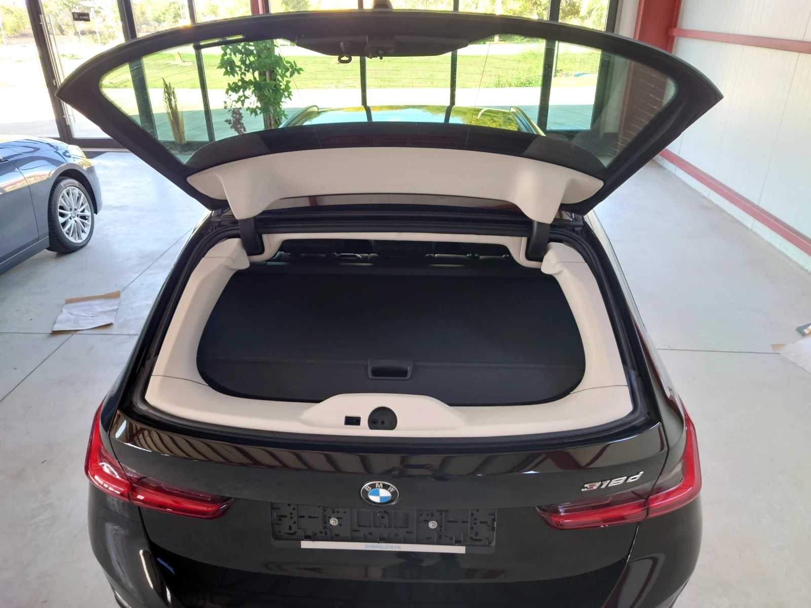 BMW 318 Business Edition Plus M.Hibrid EV - изображение 7