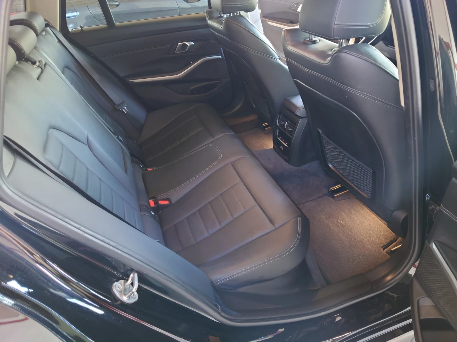 BMW 318 Business Edition Plus M.Hibrid EV | Mobile.bg   12