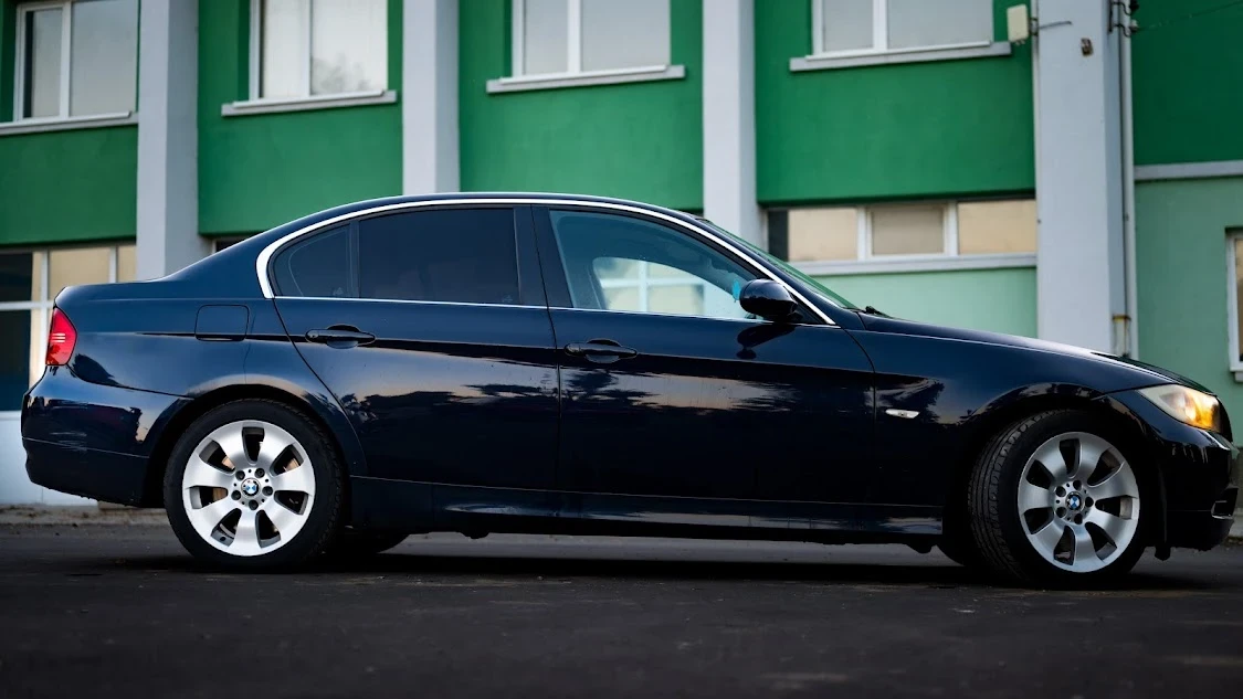 BMW 330  - изображение 5