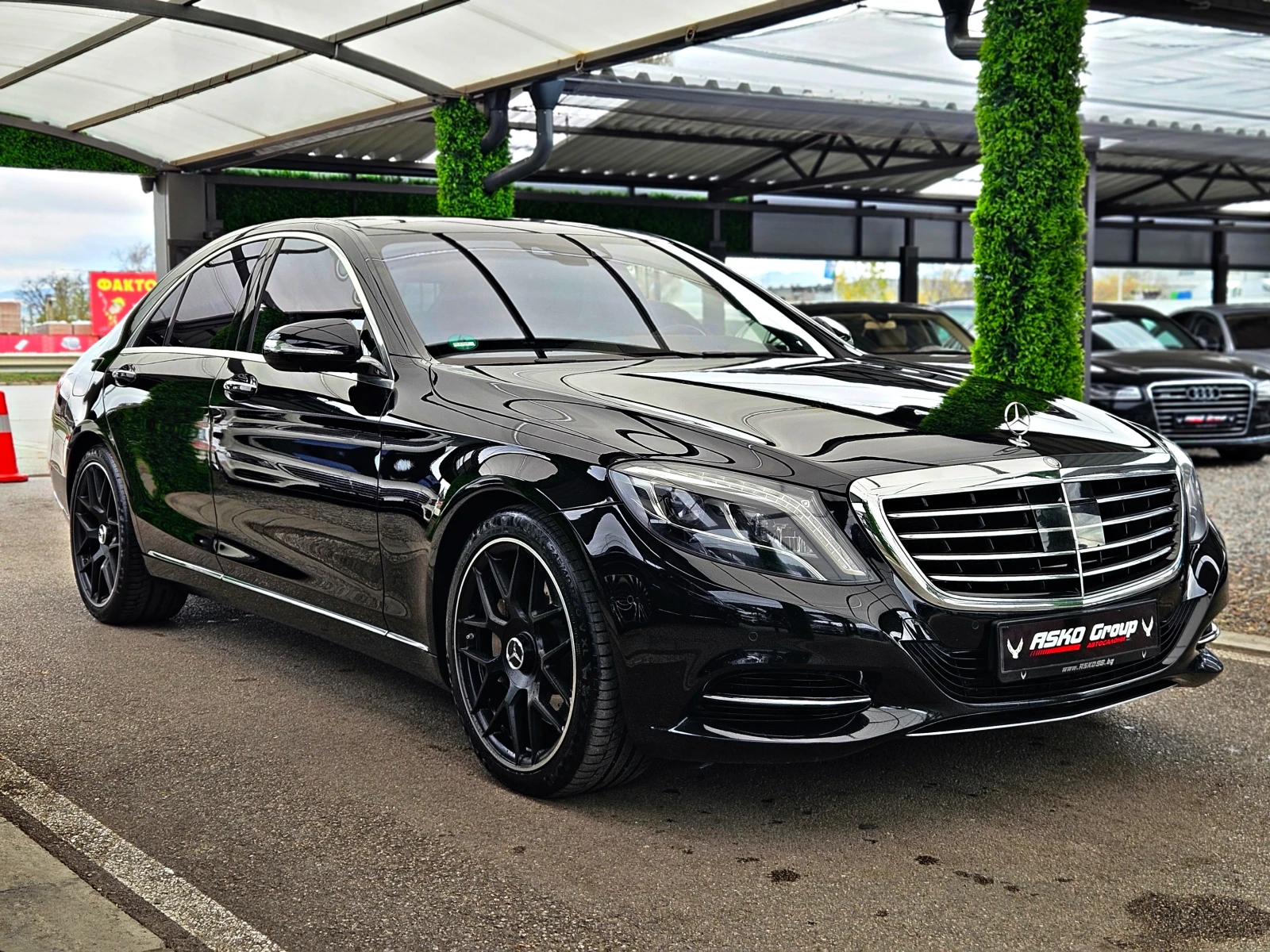 Mercedes-Benz S 500 AMG/4MAT/TV/DISTR/HUD/PANO/360CAM/ВАКУУМ/ОБДУХ/LIZ - изображение 3