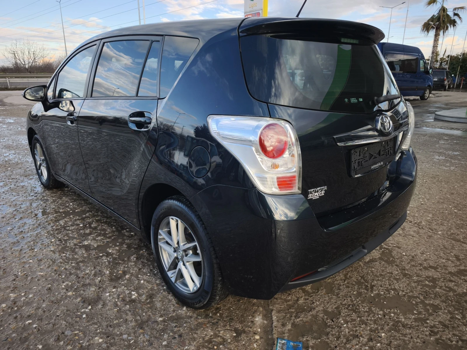 Toyota Verso 1.6i ЕВРО 6 ПЪЛНА СЕРВИЗНА ИСТОРИЯ В ТОЙОТА НОВА  - изображение 5