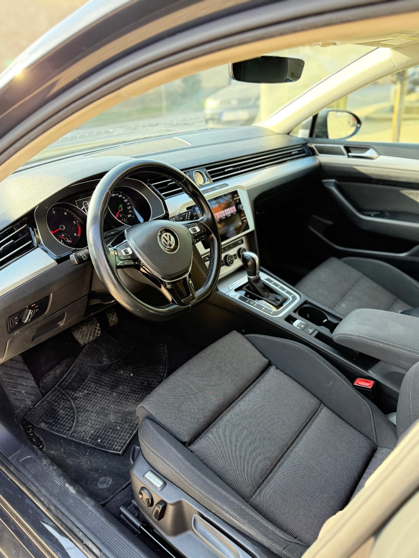 VW Passat, снимка 9 - Автомобили и джипове - 53843467