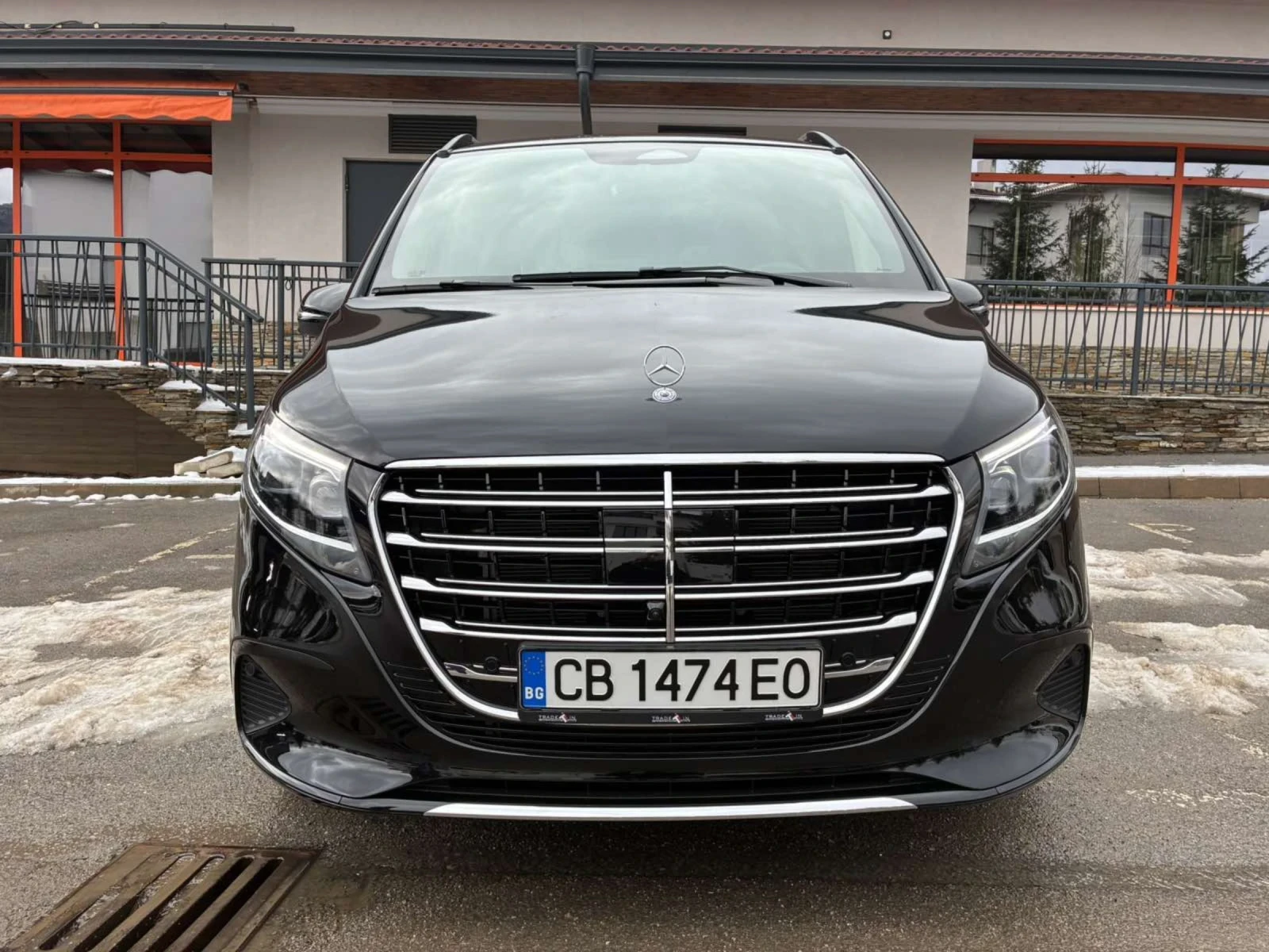 Mercedes-Benz V 300 4Matic/Готов Лизинг, снимка 3 - Автомобили и джипове - 53899036