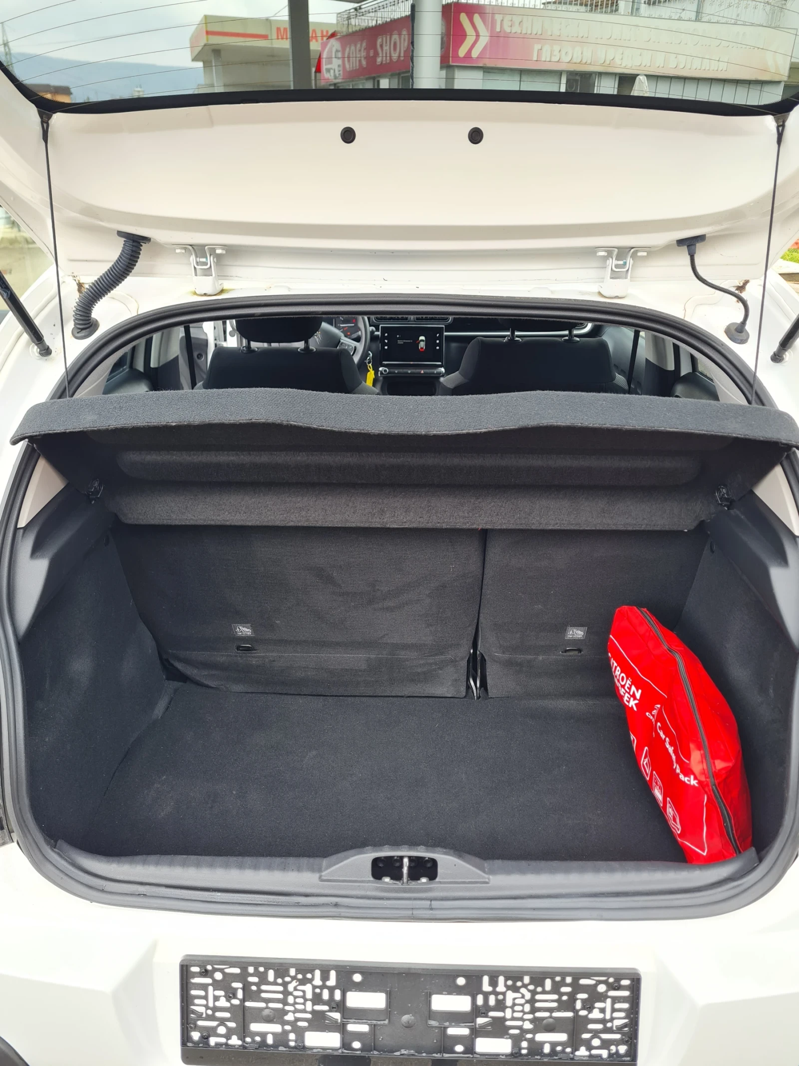 Citroen C3 1.2куб.83 к.с.2022г., снимка 10 - Автомобили и джипове - 53963973