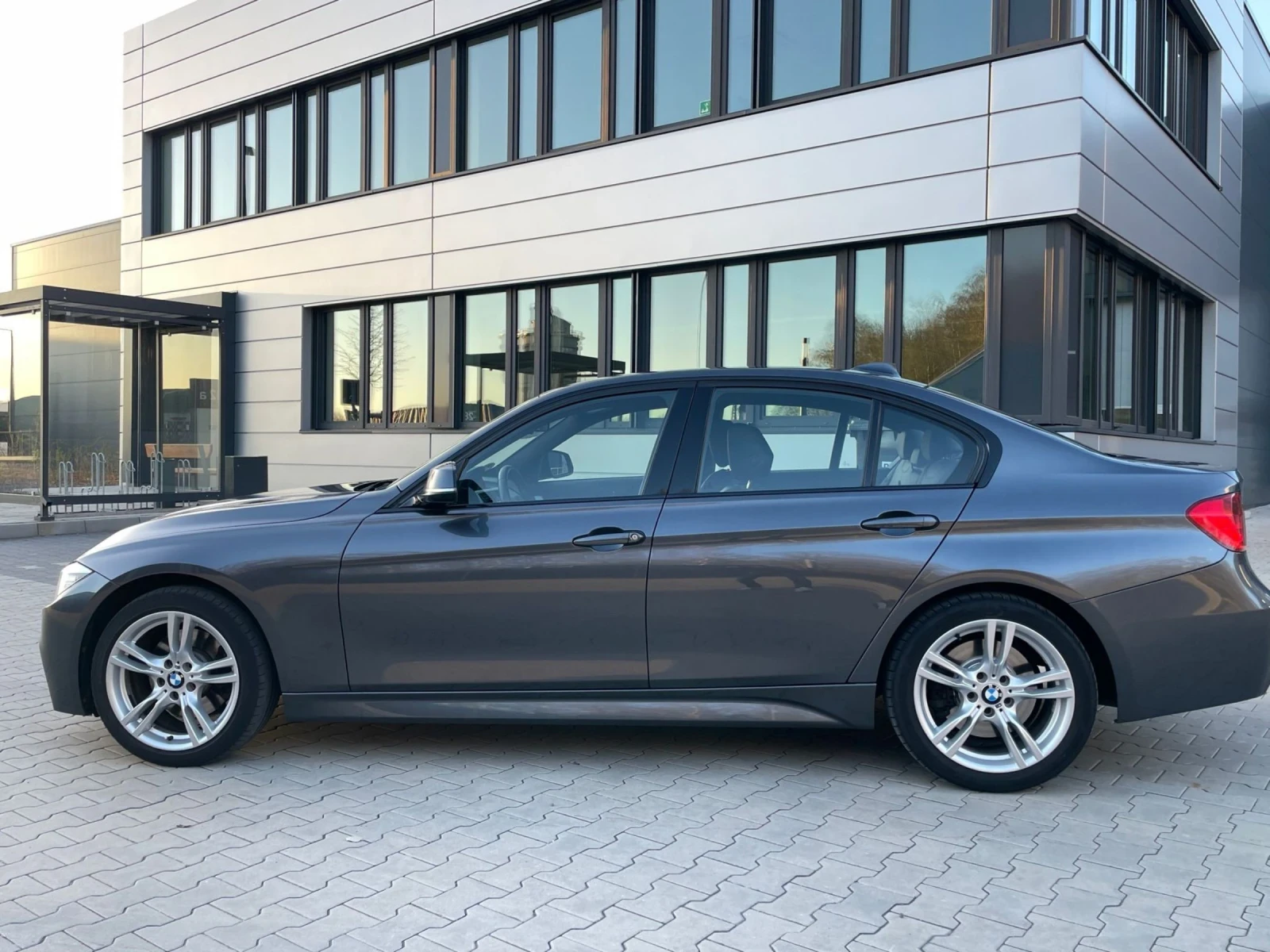 BMW 330 XDRIVE MPACK | Mobile.bg � ����������� 3