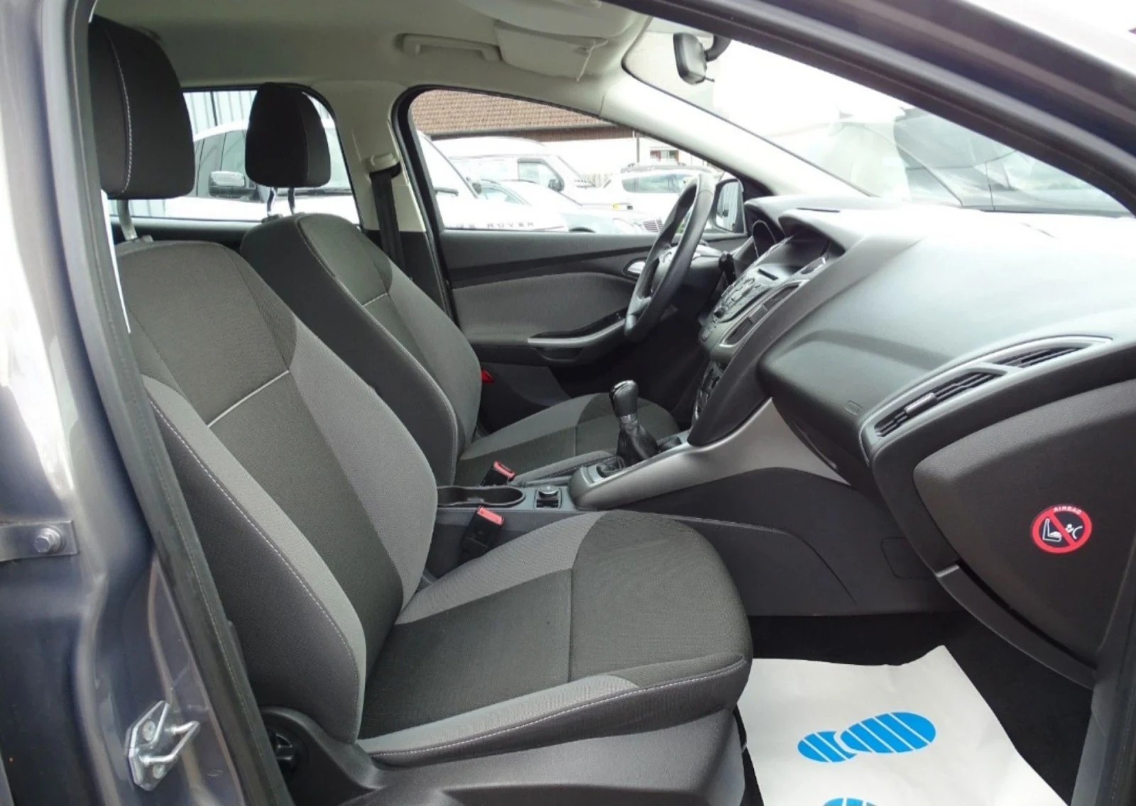Ford Focus Turnier Trend* 1-ви собственик* 156000км* , снимка 16 - Автомобили и джипове - 55328144