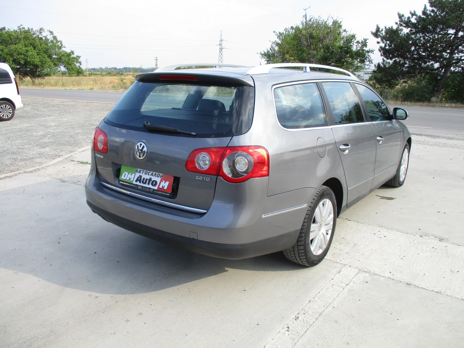 VW Passat 2.0TDI/140кс./6-СКОРОСТИ/КАТО НОВА, снимка 4 - Автомобили и джипове - 55582876