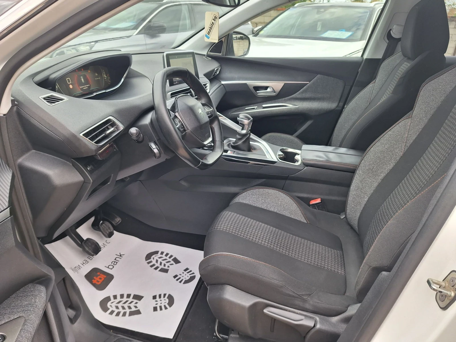 Peugeot 3008 1.6hdi* Нави/Кросуей/Лед/6ск/Топ* , снимка 14 - Автомобили и джипове - 55629439