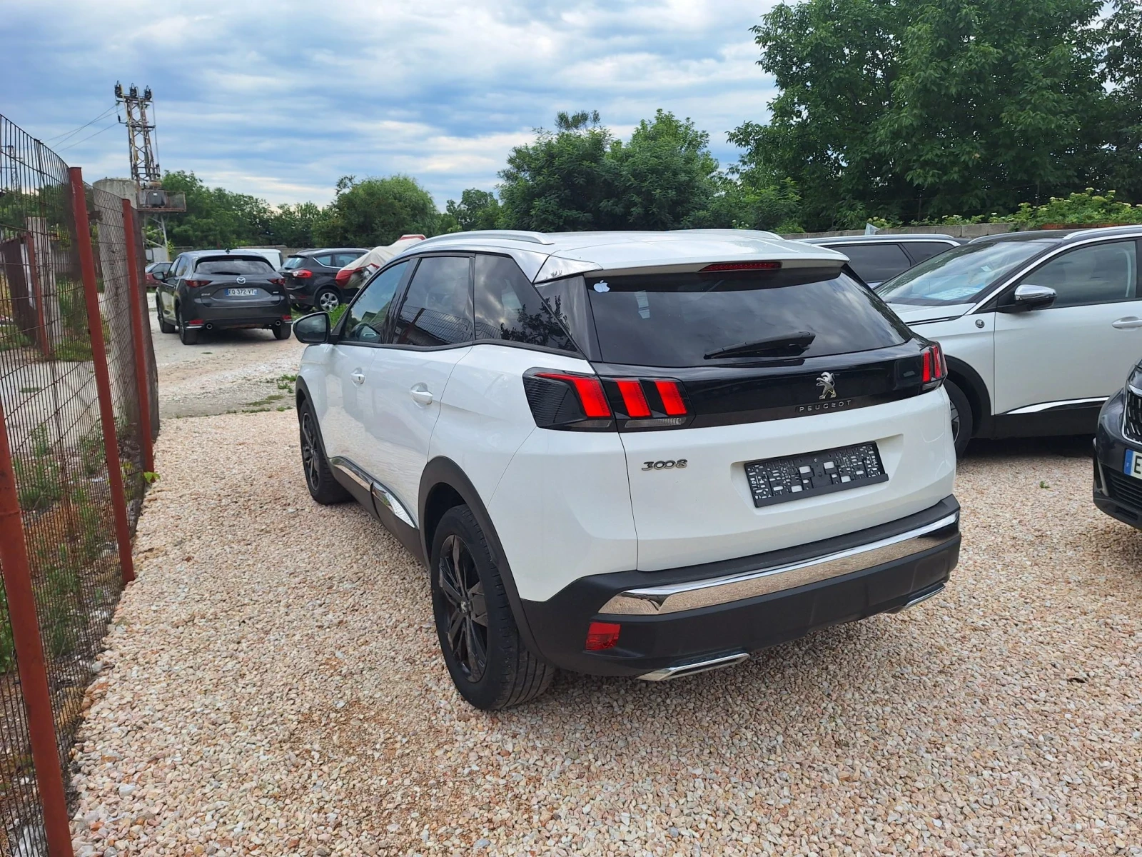 Peugeot 3008 1.6hdi* Нави/Кросуей/Лед/6ск/Топ* , снимка 6 - Автомобили и джипове - 55629439