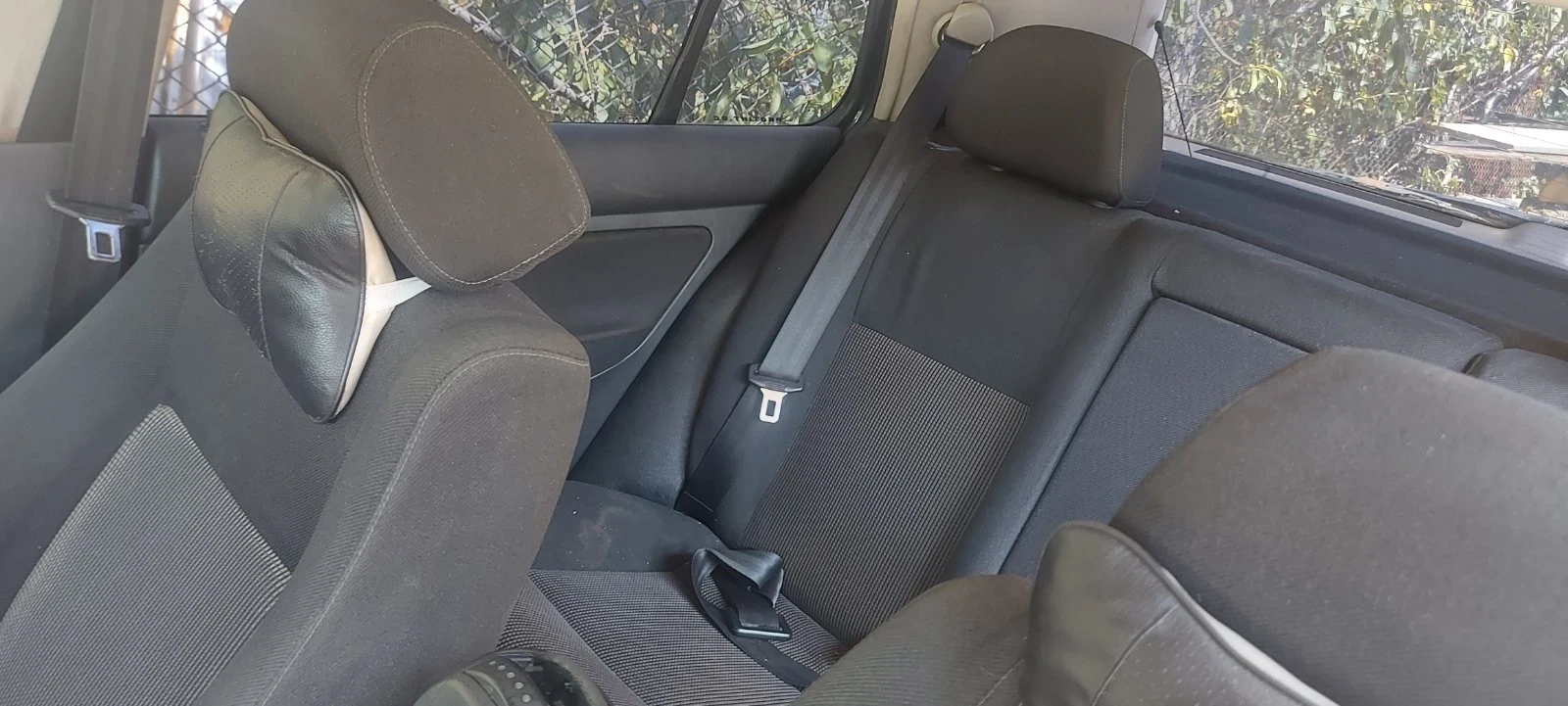 VW Golf 1.8 20v, снимка 7 - Автомобили и джипове - 55941770