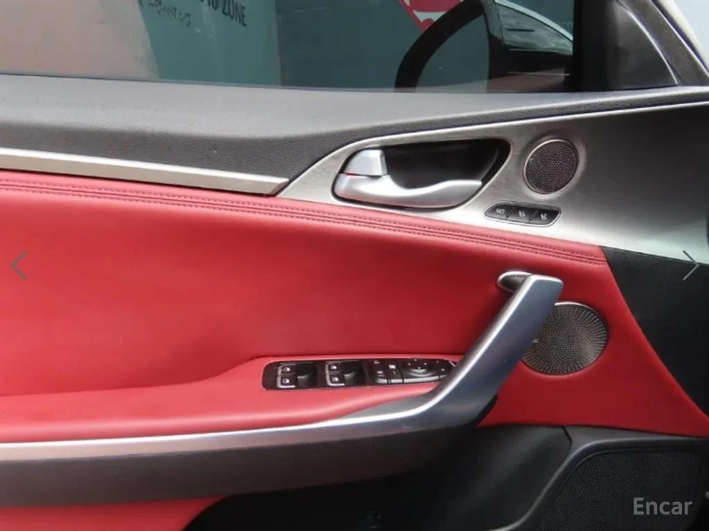 Kia Stinger 3.3 GT 2018, снимка 16 - Автомобили и джипове - 56073599
