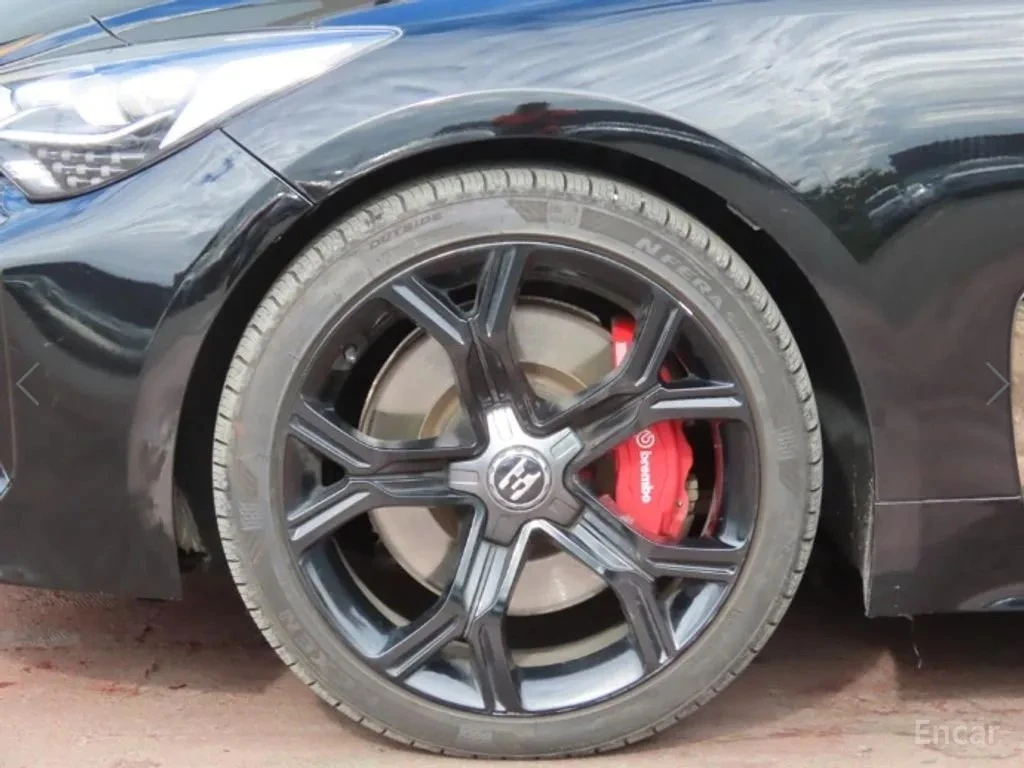 Kia Stinger 3.3 GT 2018, снимка 6 - Автомобили и джипове - 56073599