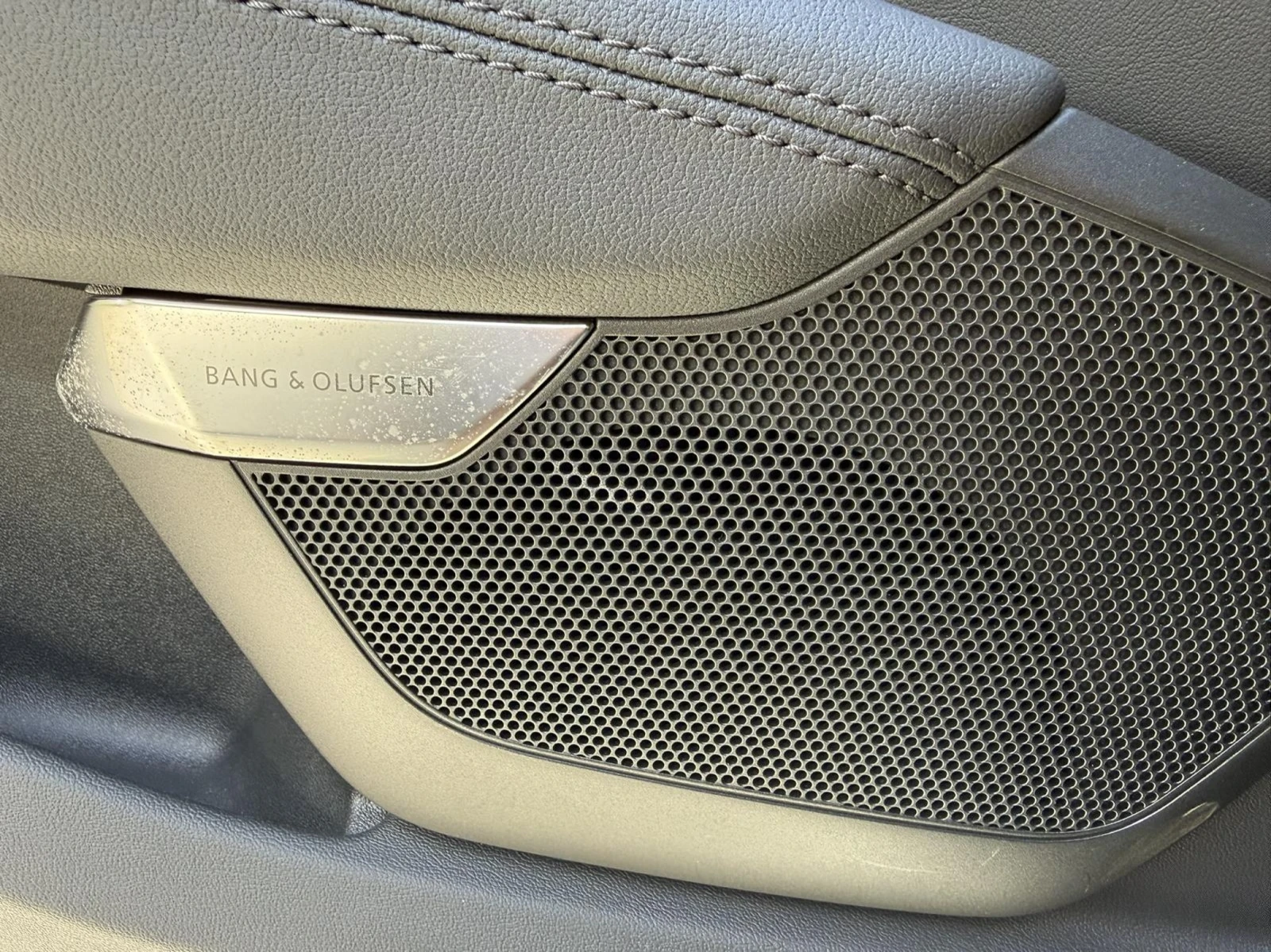 Audi E-Tron GT 93 kWh Panorama Navi Bang&Olufsen audio, снимка 16 - Автомобили и джипове - 56197631