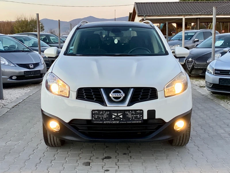 Nissan Qashqai 7 места* Нов внос* Нави* Панорама* Клима* , снимка 2 - Автомобили и джипове - 47933759