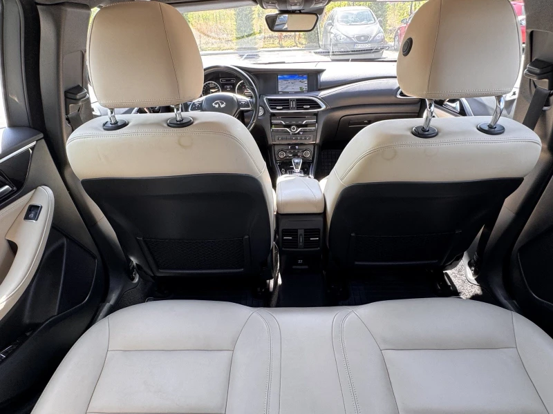 Infiniti QX30 2.2D-4X4 AWD Sunroof, снимка 8 - Автомобили и джипове - 52597810