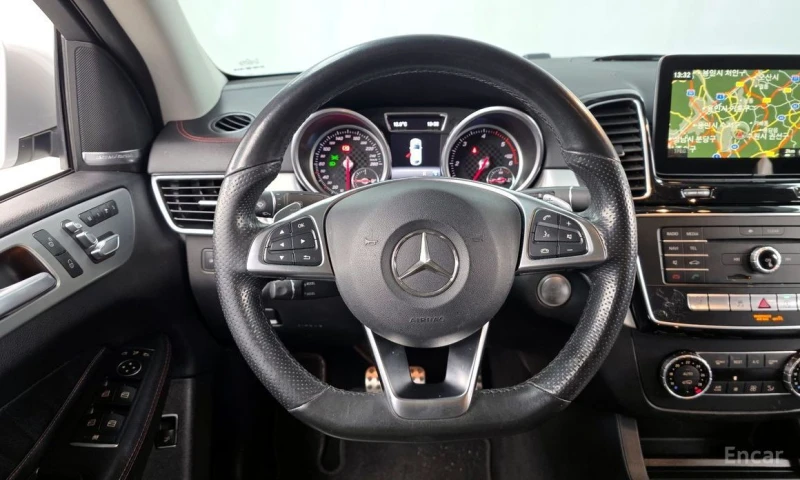 Mercedes-Benz GLE 350, снимка 13 - Автомобили и джипове - 52803545
