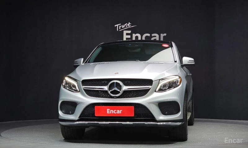 Mercedes-Benz GLE 350, снимка 3 - Автомобили и джипове - 52803545