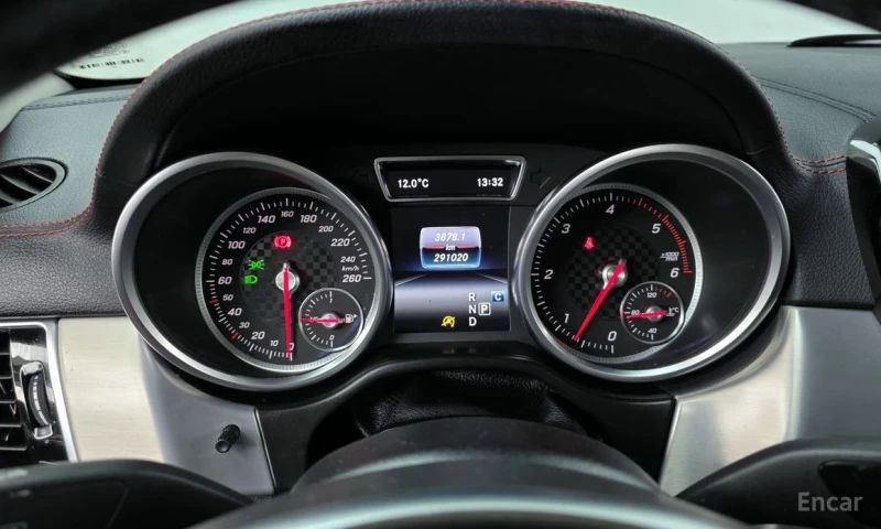 Mercedes-Benz GLE 350, снимка 8 - Автомобили и джипове - 52803545