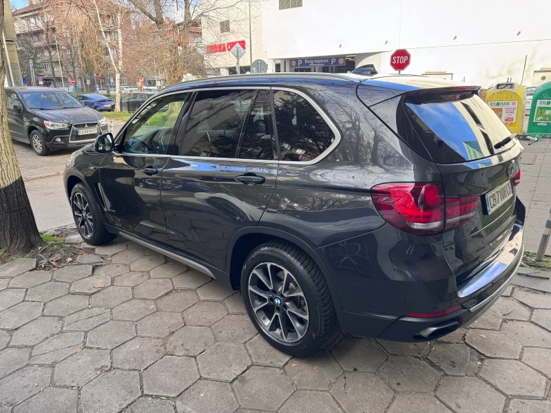 BMW X5 xDrive 2018 | Panorama | Harman/Kardon | HUD | Key, снимка 2 - Автомобили и джипове - 53053469