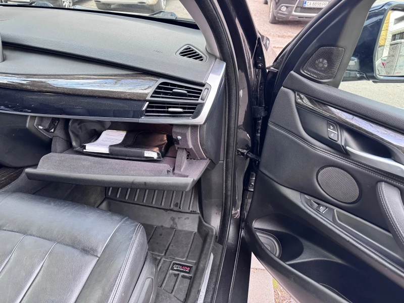 BMW X5 xDrive 2018 | Panorama | Harman/Kardon | HUD | Key, снимка 12 - Автомобили и джипове - 53053469