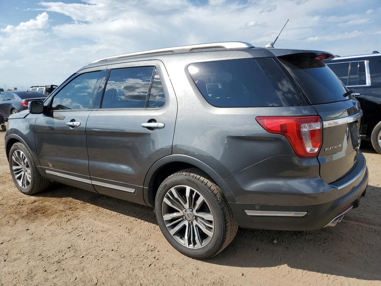 Ford Explorer 2018 FORD EXPLORER PLATINUM - изображение 6