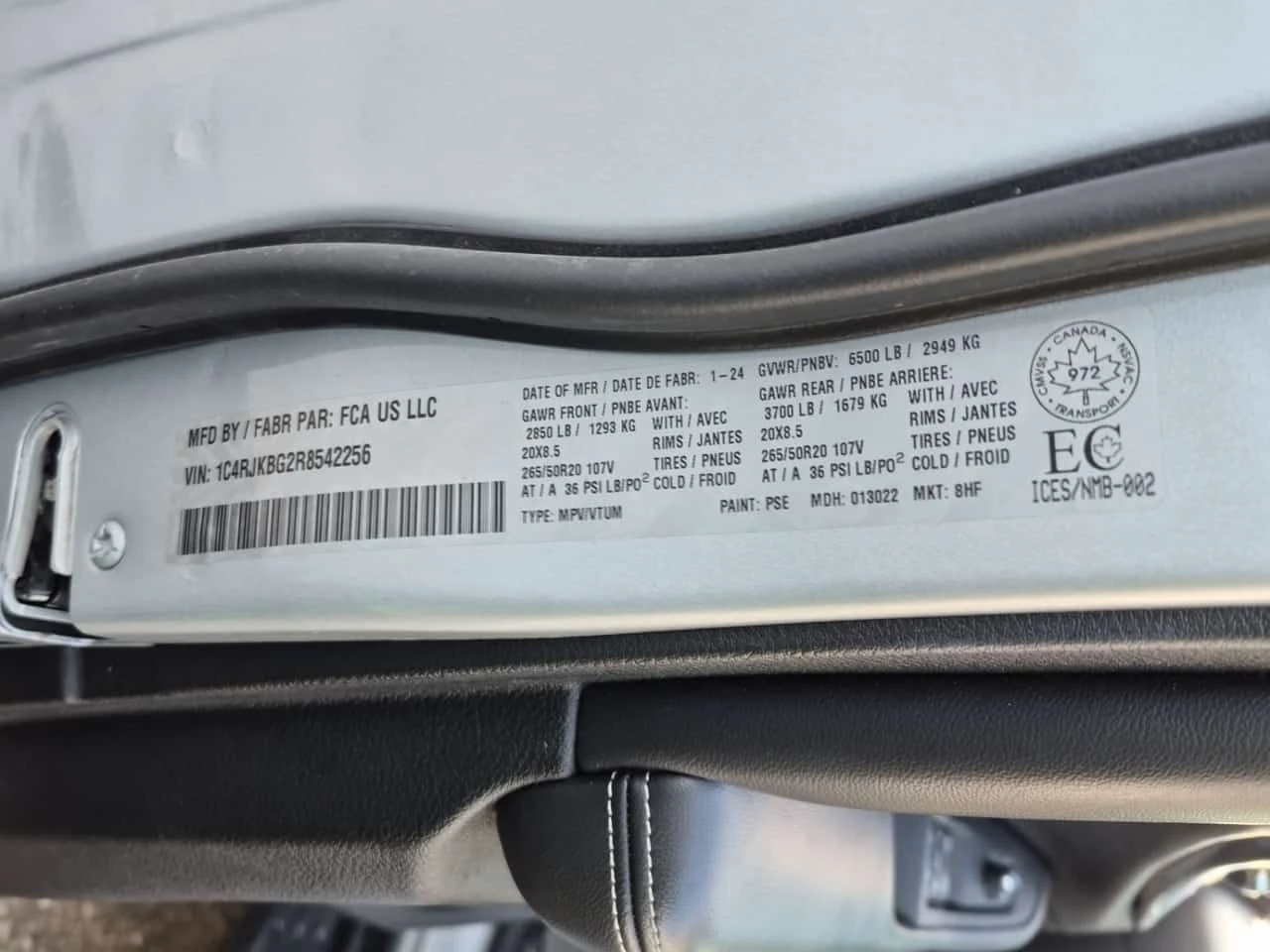 Jeep Grand cherokee * LIMITED * CARFAX * ПАНОРАМА* ПОДГРЕВИ* ДИСТРОНИК - изображение 6