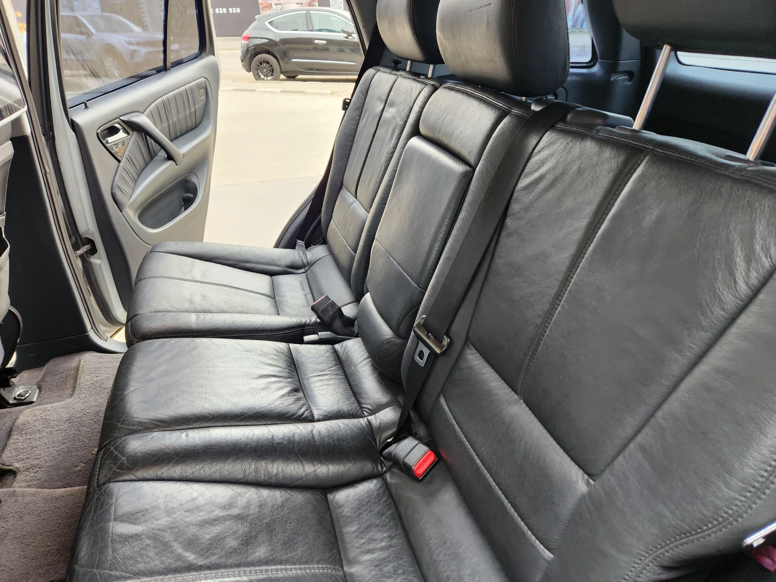 Mercedes-Benz ML 55 AMG W 163, снимка 11 - Автомобили и джипове - 53868287