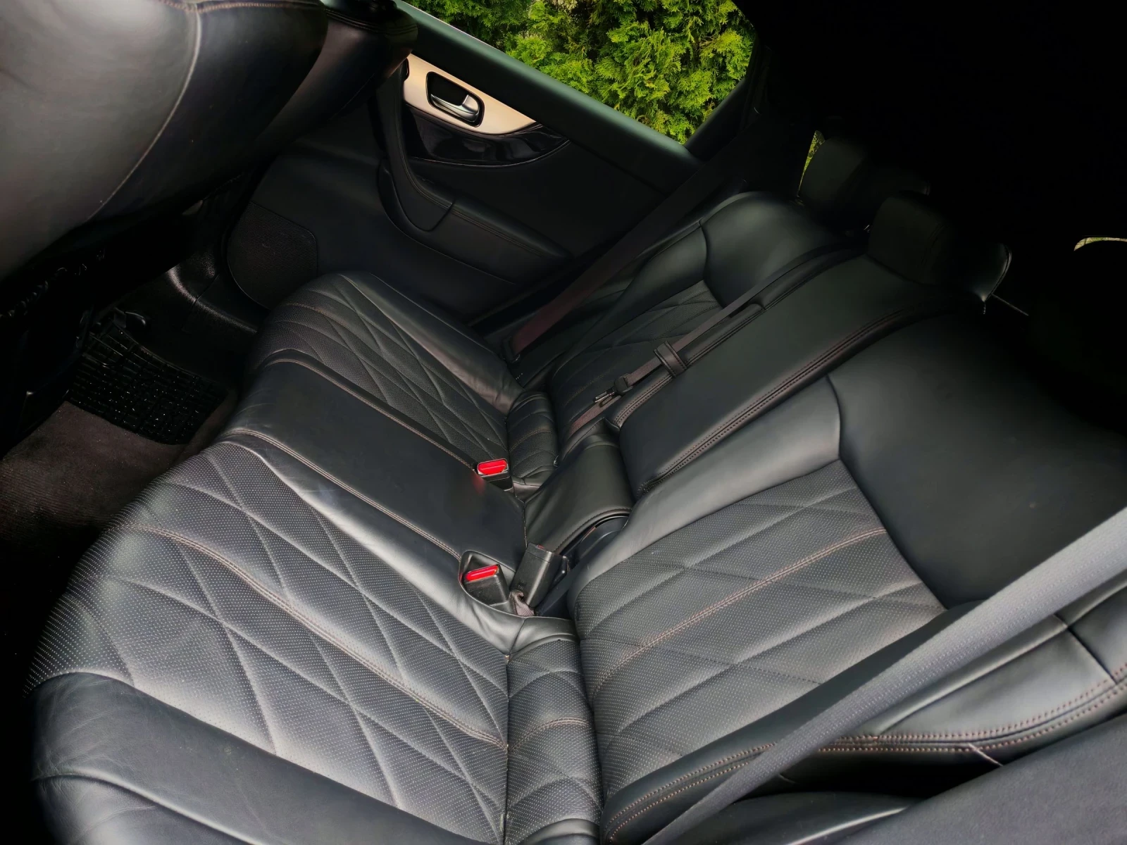 Infiniti Fx 30 3.0D(238)* S-EDITION* АВТОМАТИК* , снимка 14 - Автомобили и джипове - 54014798