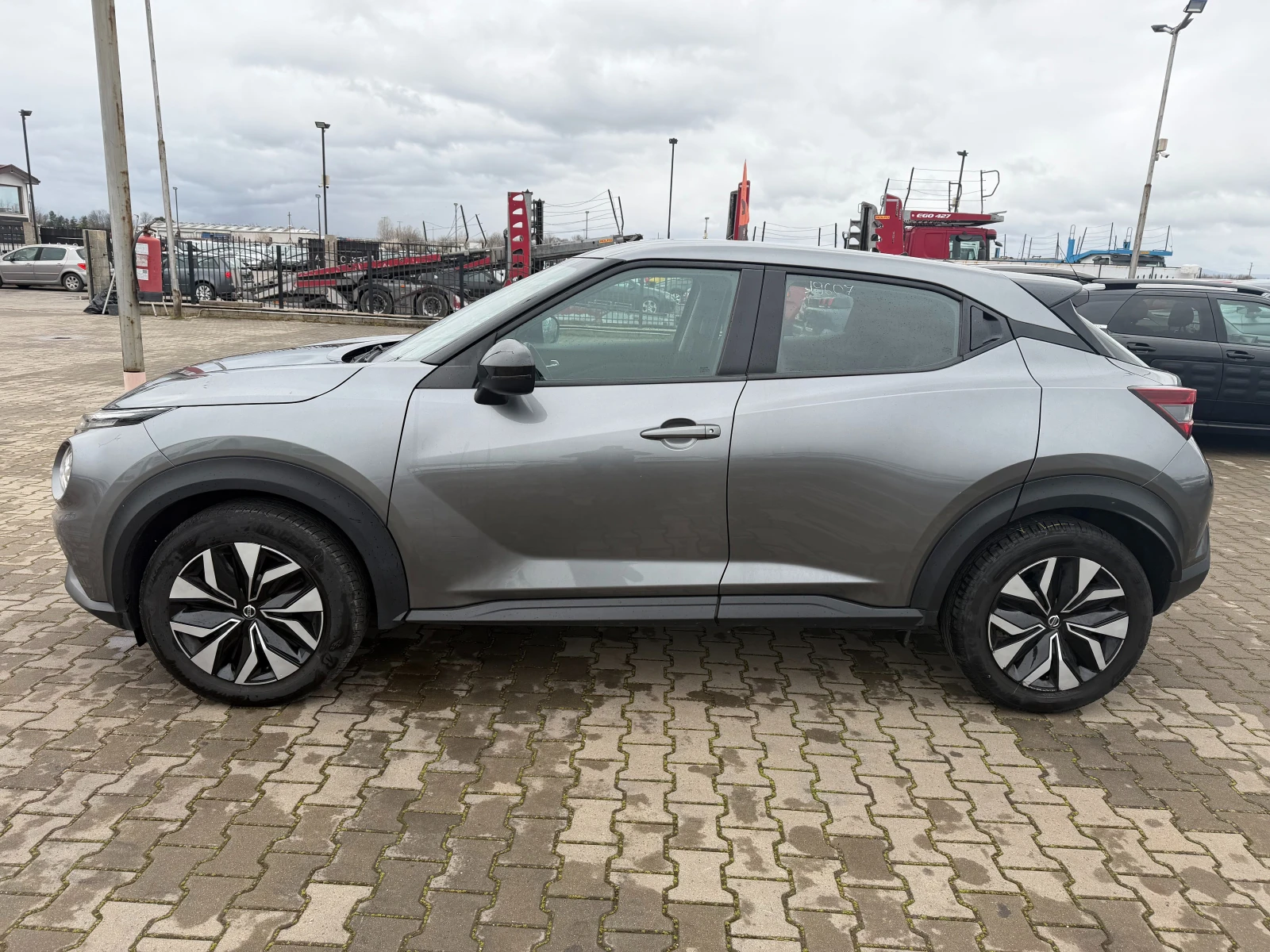 Nissan Juke 1.0DIG-T NAVI EURO 6, снимка 9 - Автомобили и джипове - 54067812