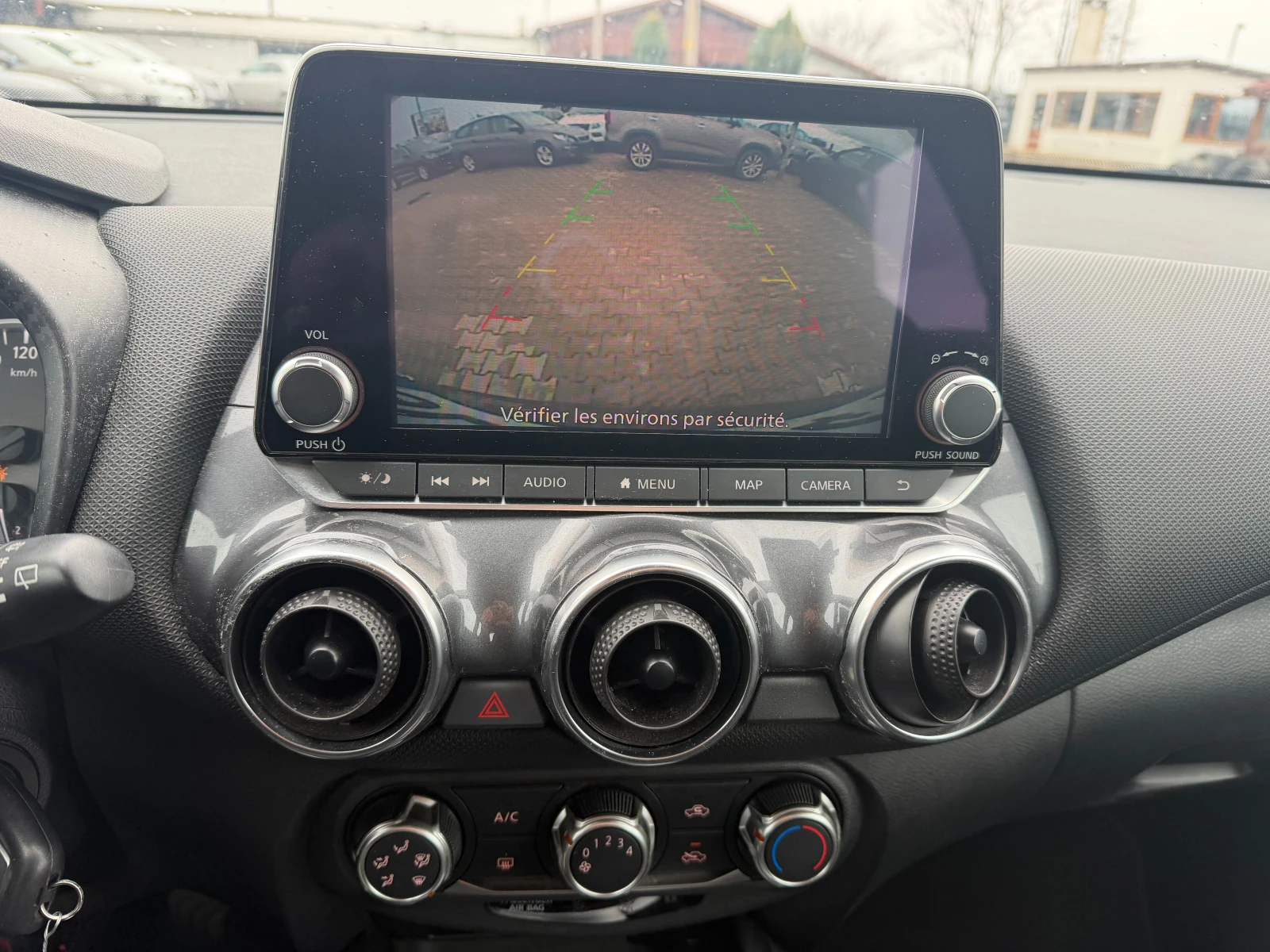 Nissan Juke 1.0DIG-T NAVI EURO 6, снимка 13 - Автомобили и джипове - 54067812